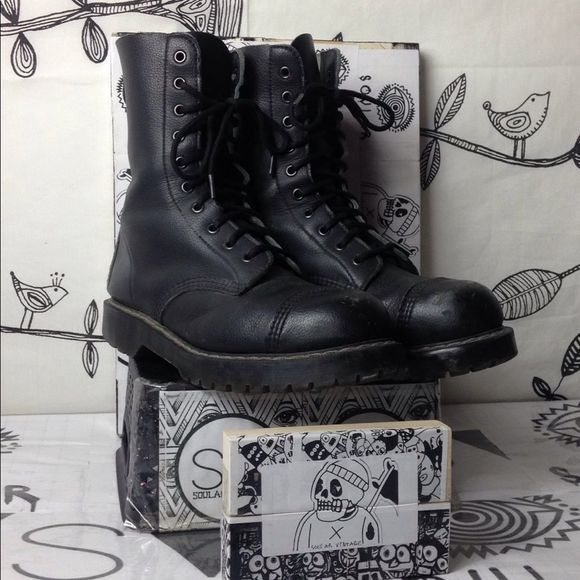 Black Men's Combat Boots 10eye vegan leather - Picture 4 of 11